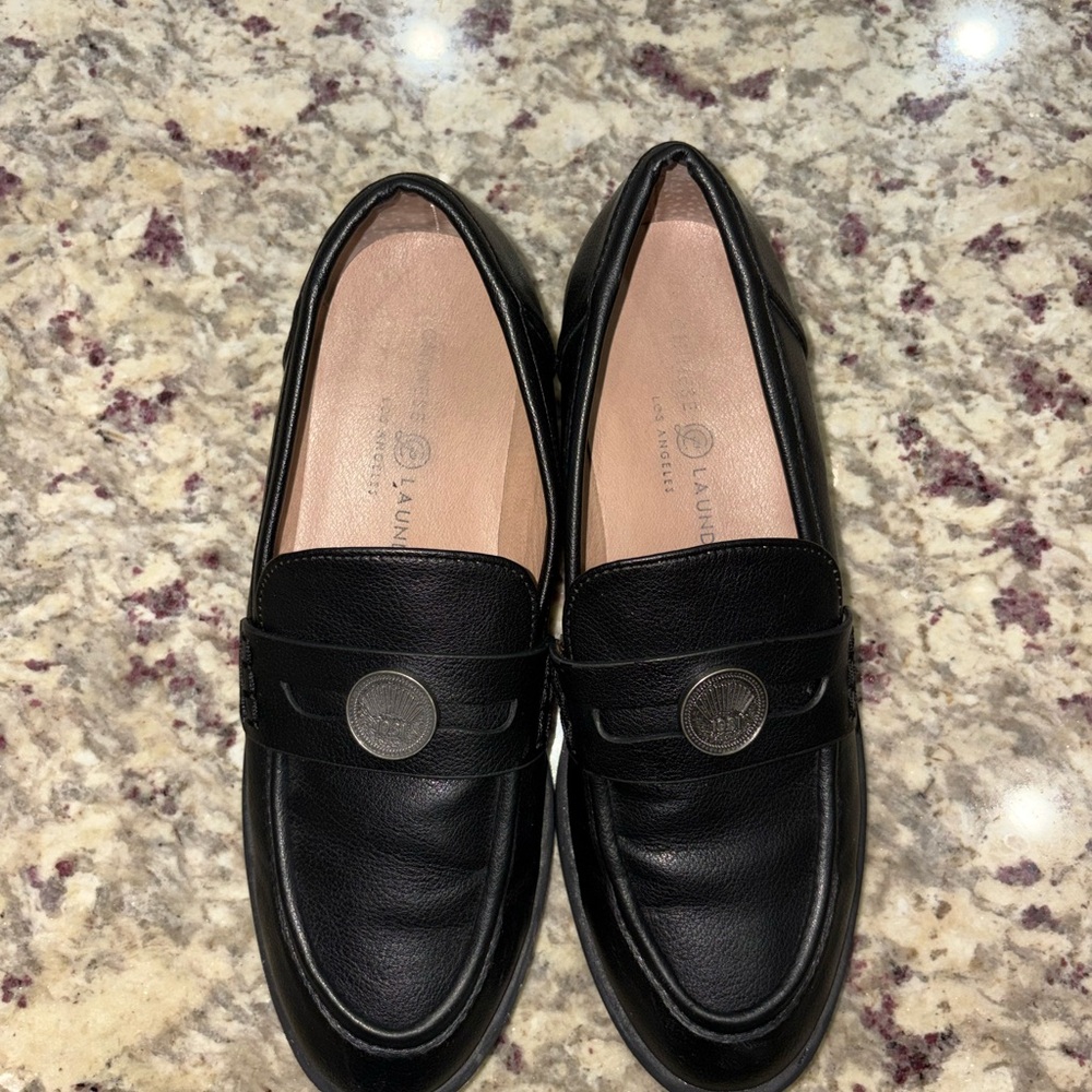 Laundry By Shelli Segal women Classic Black Loafers - Picture 4 of 7